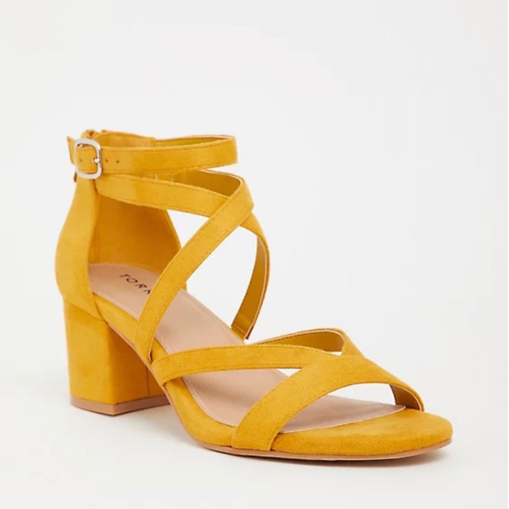 Block heels wide width